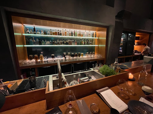 Bar 49