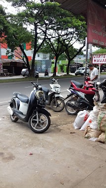 Bengkel mobil Tatang laksana, Author: Arif Rahman