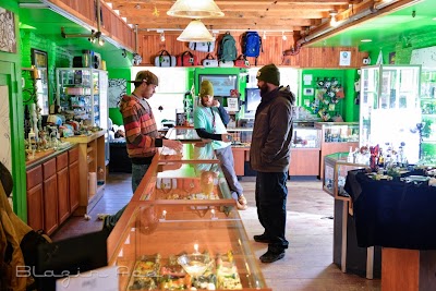 The Blazin' Ace Smoke Shop & Glass Gallery