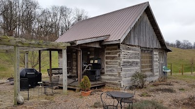 Log Ends Farm Bed & Breakfast