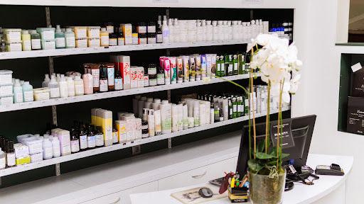 SOPHIE COIFFURE DOUDEVILLE L'Espace beauté - Thumbnail