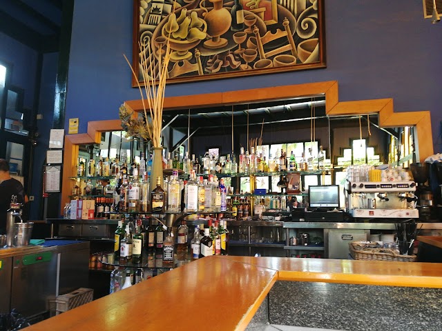 Bar Avelino