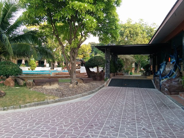 Andaman Beach Resort Phi Phi Island