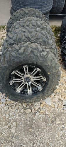 Център за гуми IMOLA - магазин за гуми