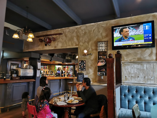 Wollaton Pub & Kitchen - Pub