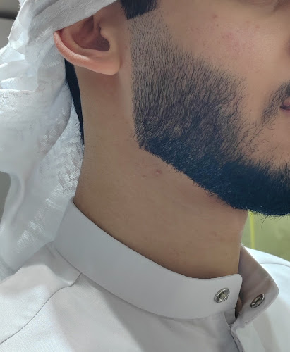 Ratings and feedback for ALKHAT ALMOSTGEEM صالون الخط المستقيم