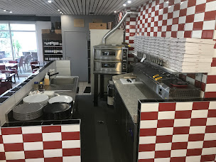 Photo n°60 de Brasserie La Voile Rouge à Bruges (Pizzas à emporter)