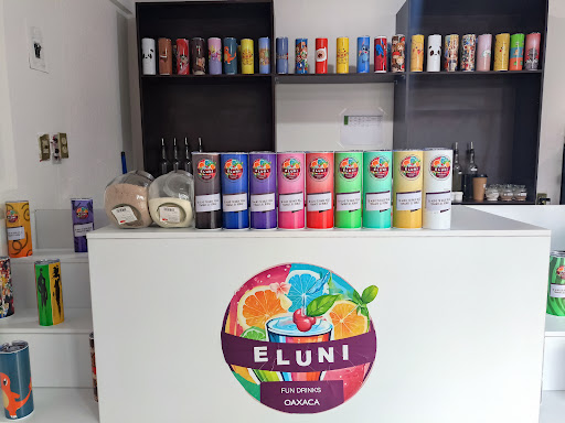 EL UNI - Visual