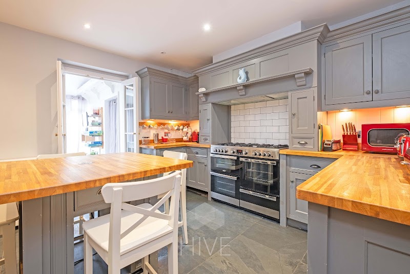 Hive & Partners - Swanage and Wareham (Purbeck) photo 2