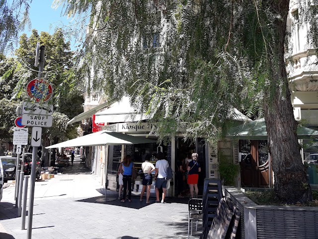 Kiosque Chez Tintin