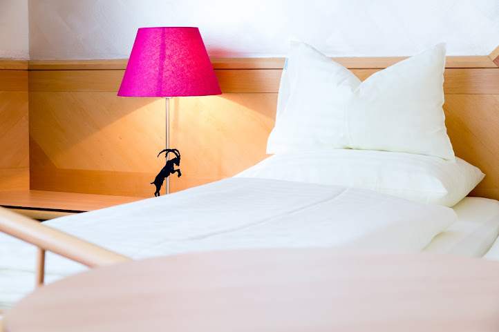 Hotel Schrofenstein by null