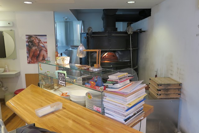 FREY's Famous Pizzeria