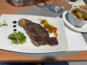 Photo n°2 de L'Instant Cave à Sainte-Gemme (Restaurant)