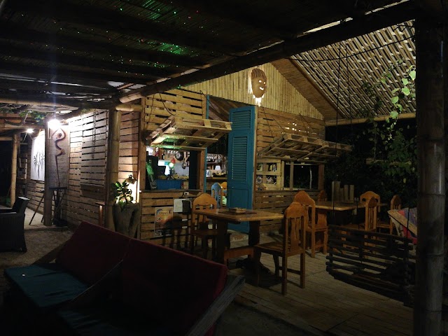 CAFE MADAME