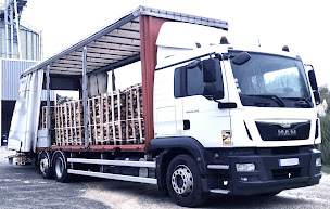 Photo n°4 de Sarl GOUGUET fioul bois pellets à Burie (Magasin de bois de chauffage)