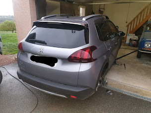 Photo n°4 de Meca Pneus Services à Cuinzier (Atelier de mécanique automobile)