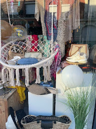 Photo n°2 de La Boutique De Camille... à Bailleul (Magasin de vêtements)