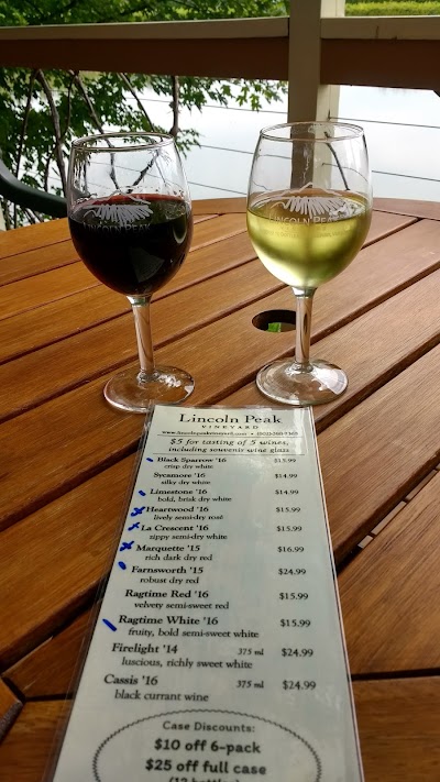 Photos of Lincoln Peak Vineyard