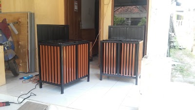 Photos of LARIS ALUMUNIUM KACA