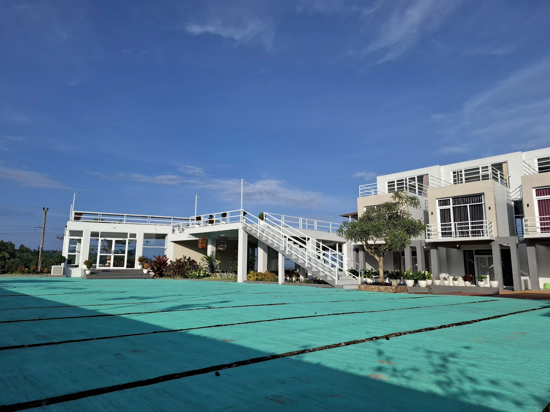 Hazuma Homestay, Resto, and Coffee
