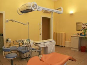 Photo n°3 de Dr Mallick Catherine à Riom (Orthodontiste)