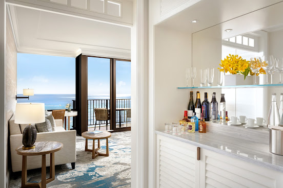 Halepuna Waikiki by Halekulani by null