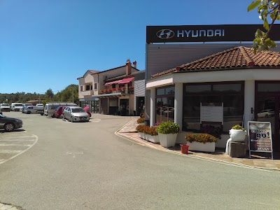 Photos of Hyundai Dealer