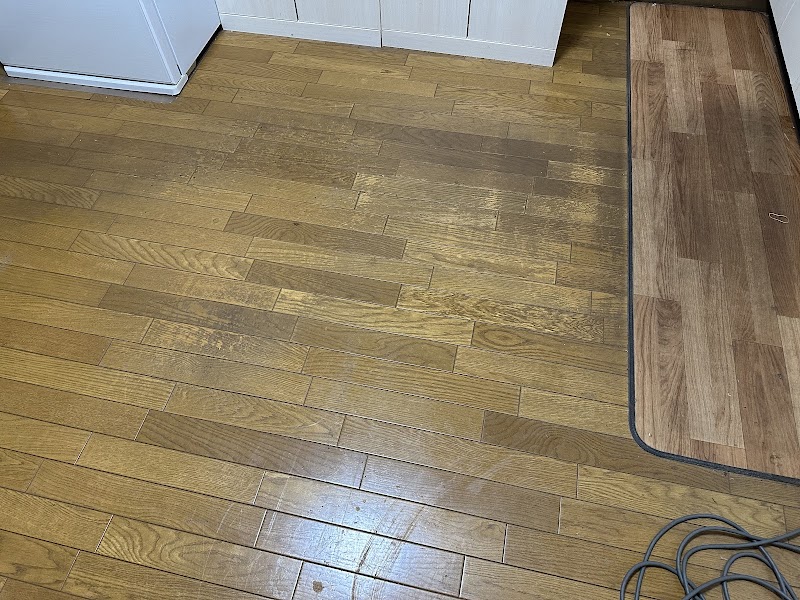 株式会社燦誠社