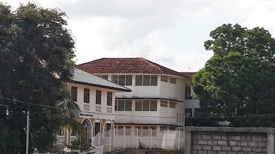 Photos of Bandaranayake College Main Hall