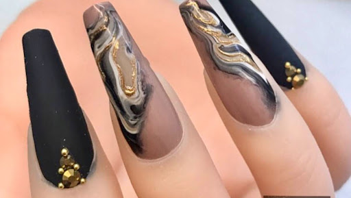 Top Tips nail and beauty salon