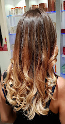 Photo n°19 de JUST HAIR istres - Coiffeur Istres à Istres (Salon de coiffure)