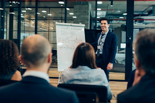 Photo n°1 de FL et Associés à Écouflant (Conseil)