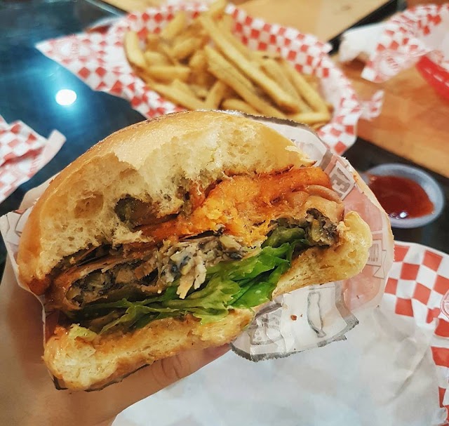KGB TTDI (Killer Gourmet Burgers Taman Tun Dr Ismail)