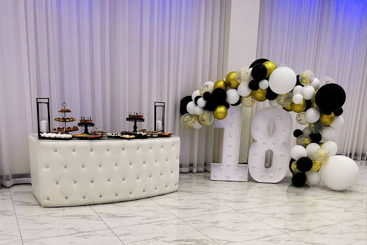 Vivaldi Venues & Catering by null