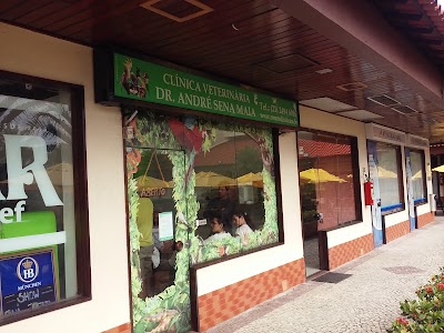 Photos of Dr. Andr&eacute; Sena Maia