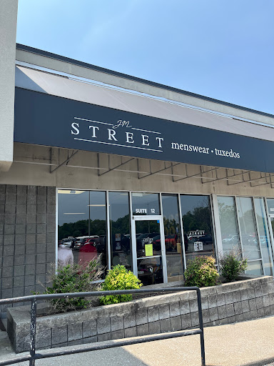 Street Tuxedo- Hendersonville
