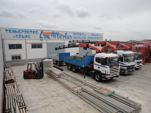 Transportes y Grúas los Albertos Trujillo