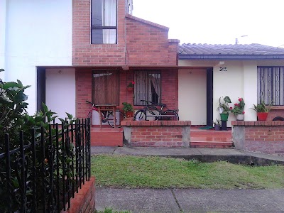 Photos of Conjunto Cerrado Villa Claudia