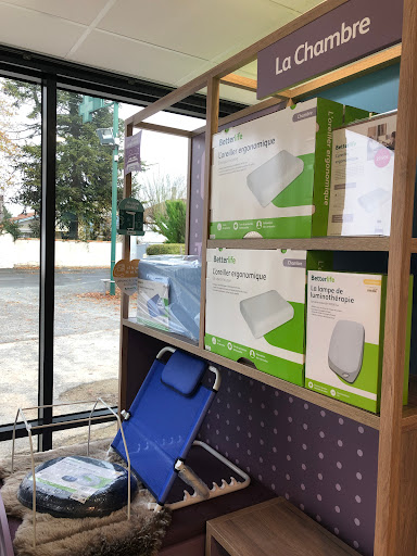 Pharmacie de Souché-Santé au naturel-Matériel médical-Orthopédie-Prothèses capillaires - Thumbnail