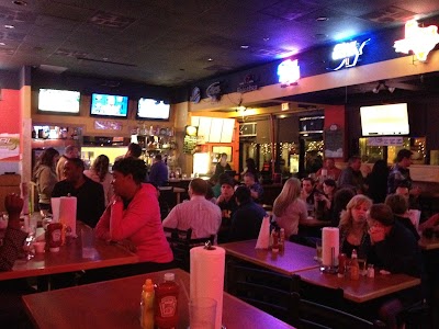 Photos of Maacs Grill