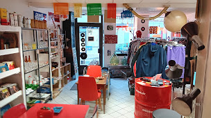 Photo n°2 de GénéRation Vintage à Auxerre (Magasin d'antiquités)