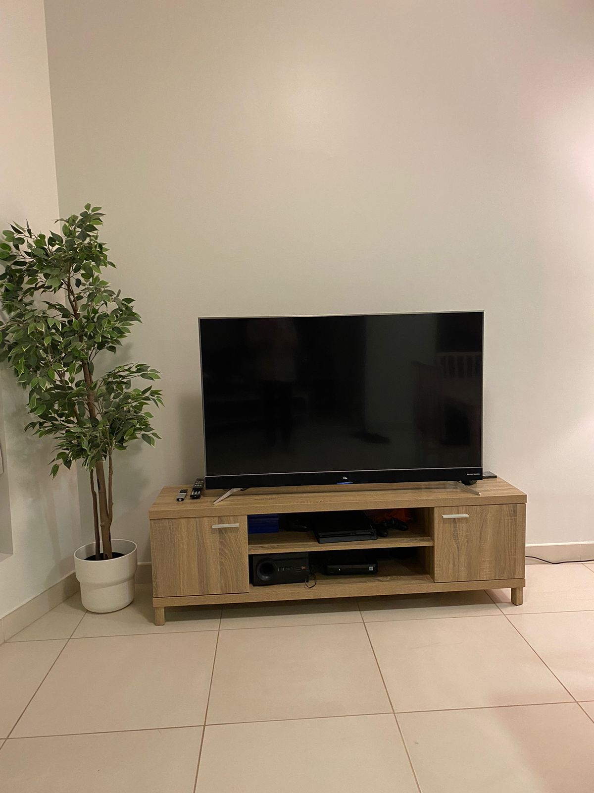 IKEA Used Furniture - صورة 4