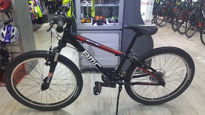 Photos of Bull Bike North Point Store 野牛單車北角店