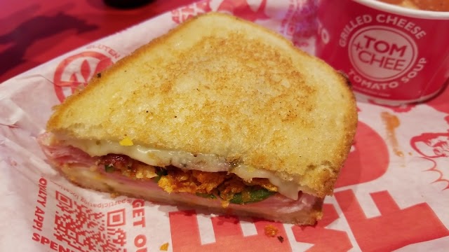 Tom+Chee