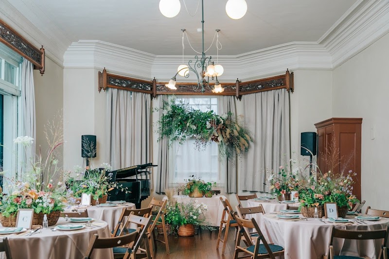 LUVONICAL flower works