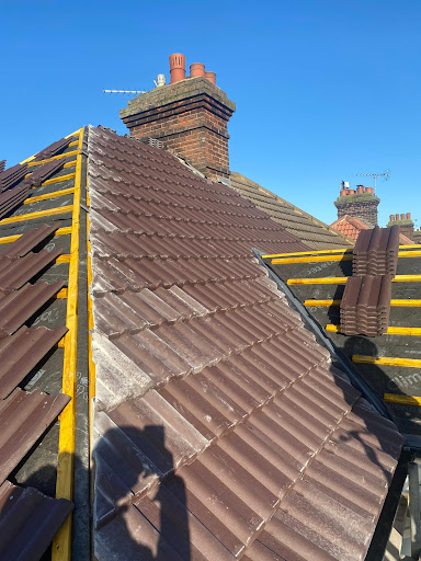 L.A.ROOFING. - Visual