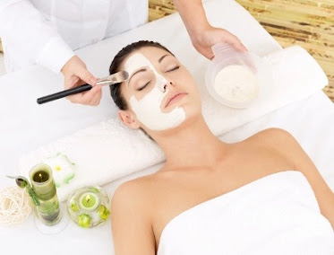 Eyebrow Threading | Roya's Brow Spa