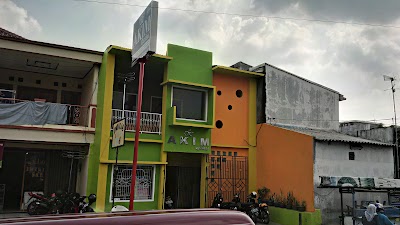 Photos of Akim Optikal