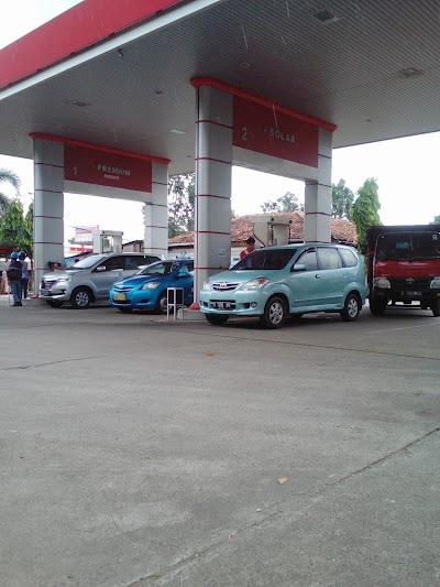 Photos of Pertamina gas station 34-15134