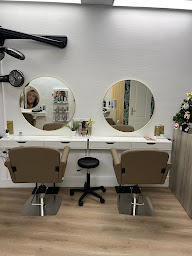 Photo n°7 de L'Atelier de Pauline - Coiffure à Troyes (Salon de coiffure)